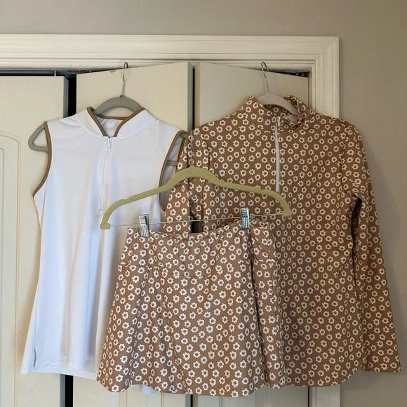 Quarter Zip Top - Retro Floral Fleece Lined Top by Smith & Quinn - Picture 2 of 6